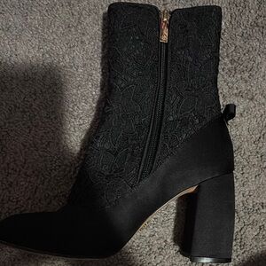 Elegant Black Lace Ankle Boots
